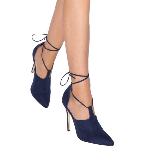 Shoe Dazzle Shoes - *NWOT* Navy Blue Faux Suede T-Strap Heels sz 8.5